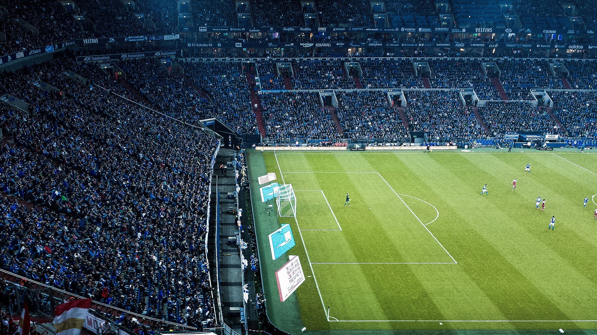 北京国安中场控制力增强，比赛节奏掌控自如，北京国安现场